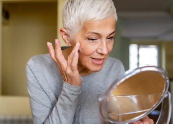 This $16 Drugstore Serum Makes People “Look Like They Had Botox”