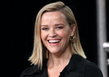 This Oil Is Reese Witherspoon’s Secret to Fading Dark Spots and Hyperpigmentation—and It’s Currently on Sale