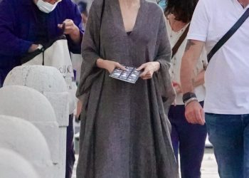 Angelina Jolie Is Making This Comfortable Oversized $24 Beach Trend Her Signature Look