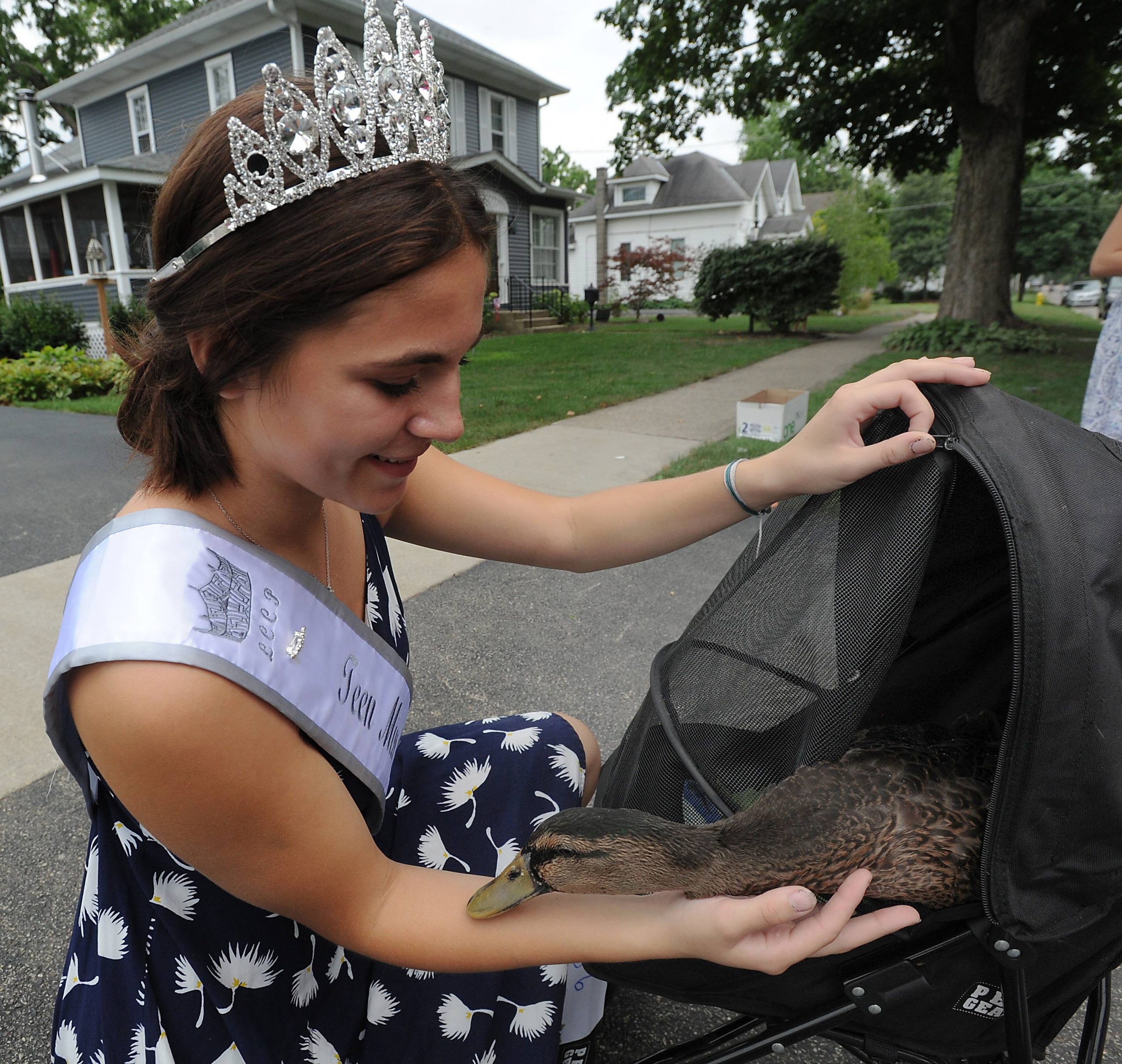 Grayslake Summer Days celebrates the suburb’s “125+1” years, features a duck named Chicken