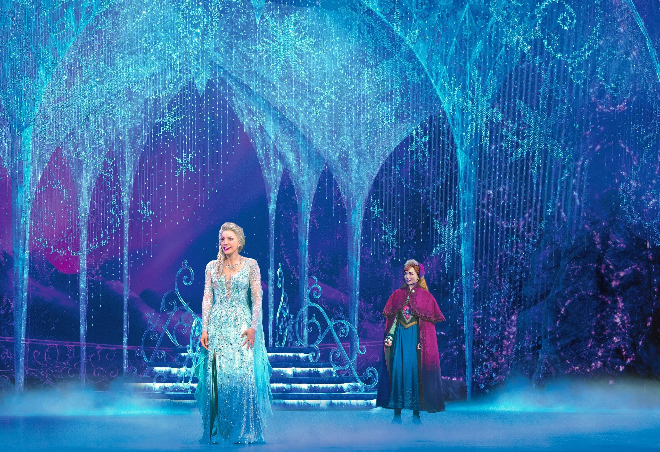 Disney’s ‘Frozen’ sparkles in Chicago debut