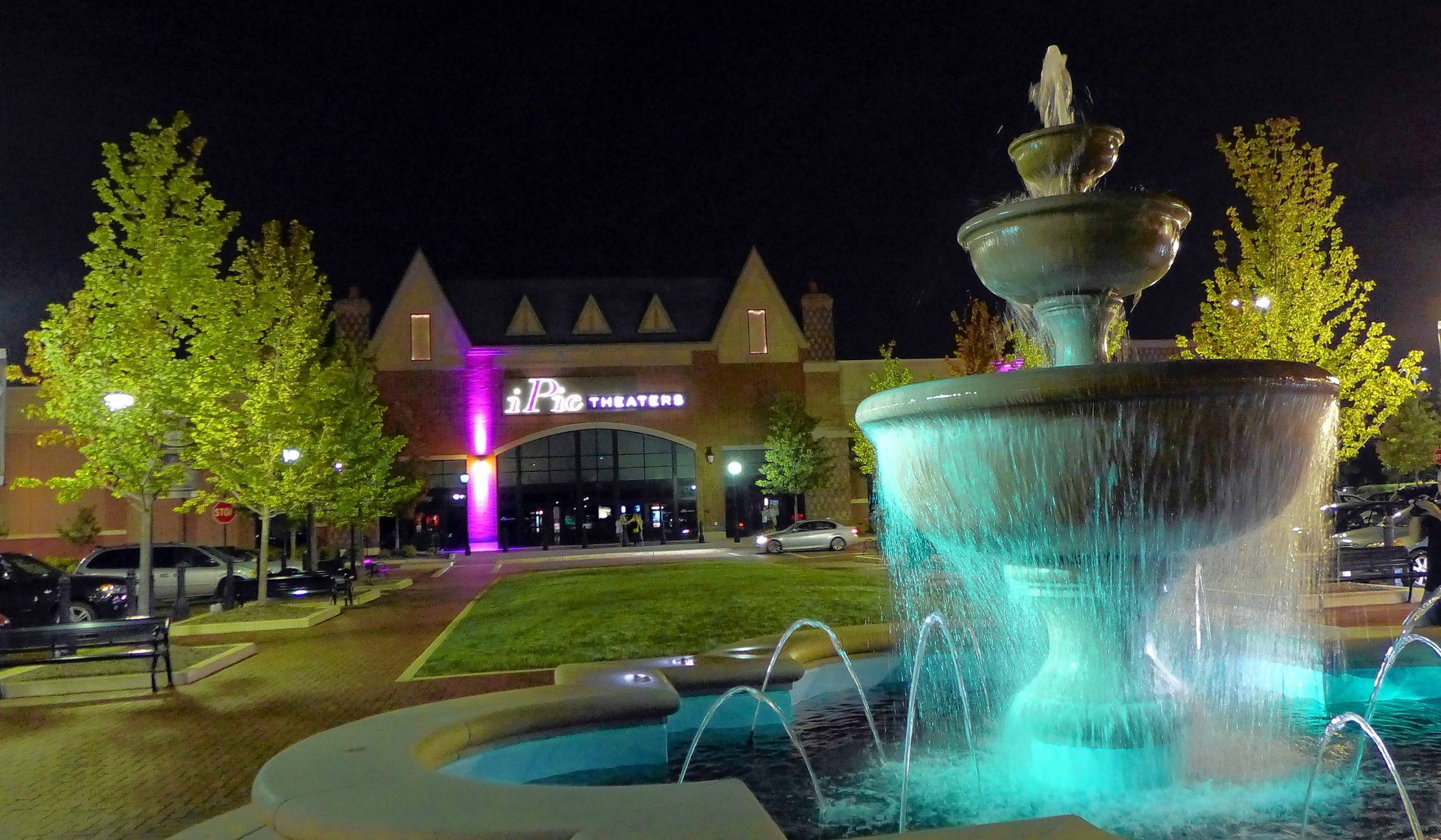 South Barrington movie theater to reopen under different operator