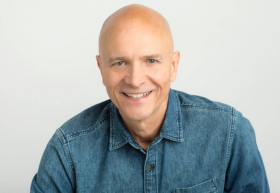 Bob Stroud, the legendary musicologist who's been celebrating the roots of rock and roll on Chicago radio for four decades, is leaving his midday show on The Drive.