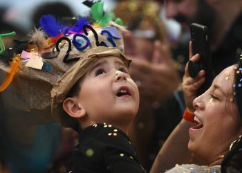 Wide-awake kids have a blast at Kohl New Year’s event