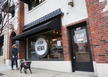 ‘We do everything by hand in house’: Evanston bakery to open location in Libertyville