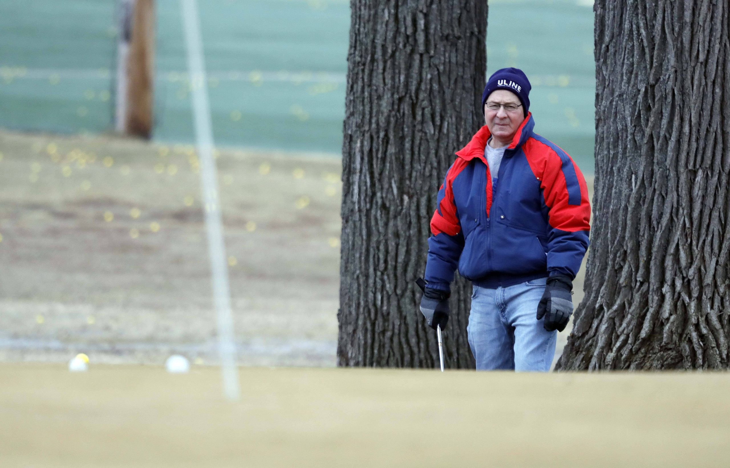 Golfers brave chilly weather for chili and fun on frozen greens